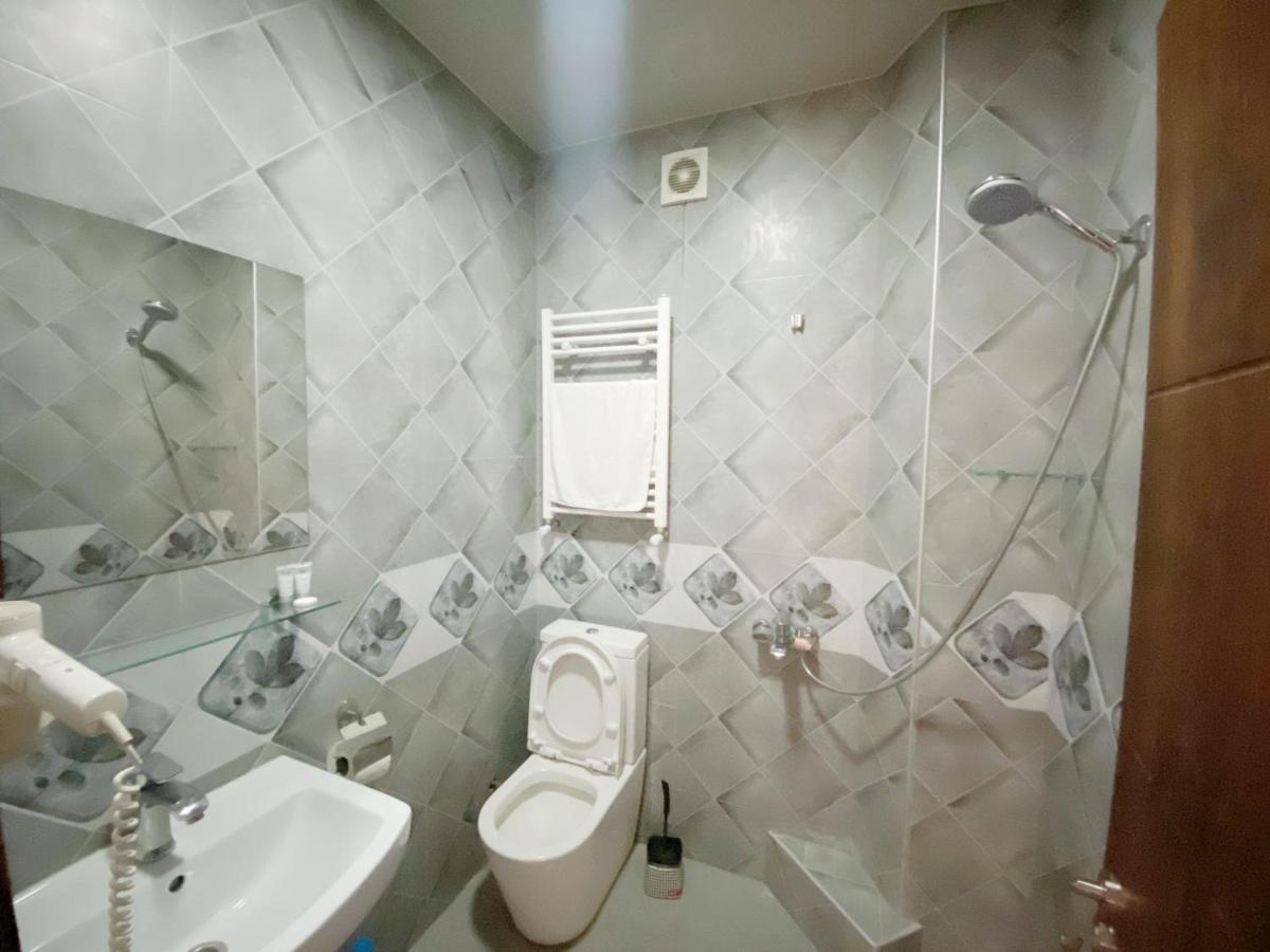 Tbilisi Central Hotel Dış mekan fotoğraf