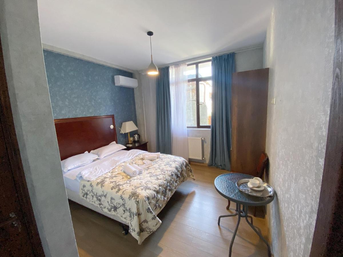 Tbilisi Central Hotel Dış mekan fotoğraf
