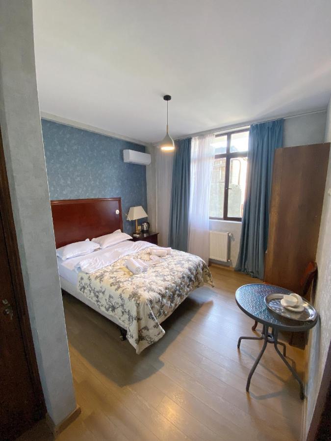 Tbilisi Central Hotel Dış mekan fotoğraf